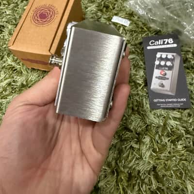 Origin Effects Cali76 Compact Deluxe Compressor Limited Edition - 10th Anniversary 2022 - Laser Engraved Silver image 4