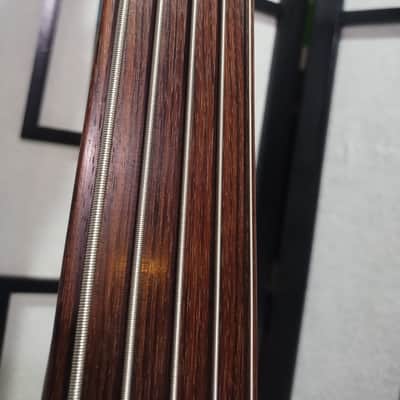 G&L USA JB-5 2017 - Unlined Fretless Quartersawn Neck Blue Metal Flake image 3