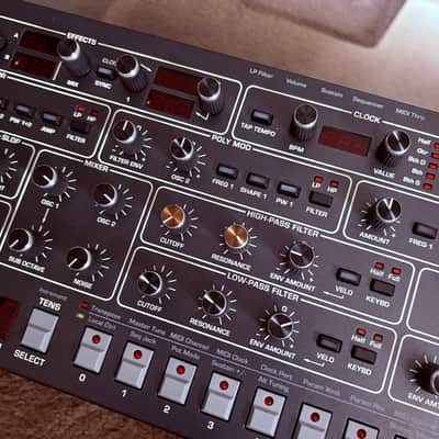 Sequential Prophet-6 Desktop 6-Voice Polyphonic Synthesizer 2018 - 2020 - Black with Wood Sides image 3