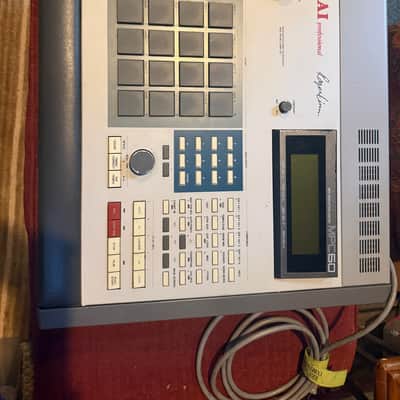 Akai MPC60 Integrated MIDI Sequencer and Drum Sampler 1988 - 1991 - Grey image 5