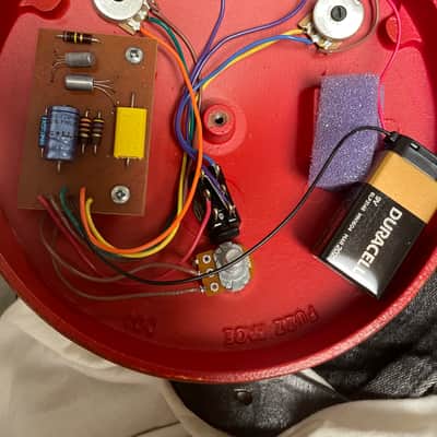 Sonus 66 Red Fuzz Face Clone Newmarket NKT 275 Germanium image 3