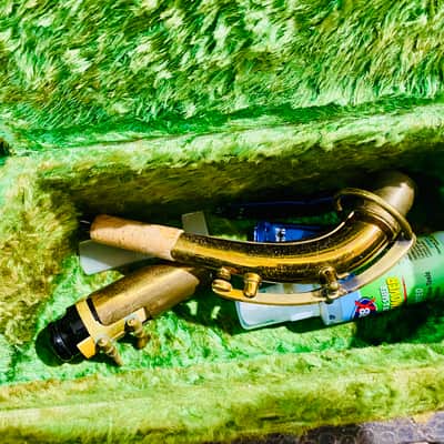 Martin & Co. Handcraft Standard Amber Gold Alto Low Pitch Saxophone W/ original hard Case Made In USA image 5