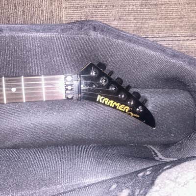 Kramer Pacer Deluxe image 1