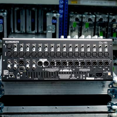 Allen & Heath QU16 Compact Digital Mixer with AR84 Expander, Cable and Flightcase - Used image 3