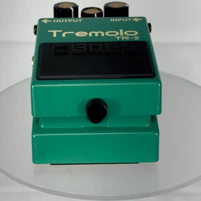 Boss TR-2 Tremolo Effects Pedal 2001 - Green image 5