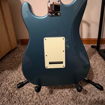 Fender Classic Series '60s Stratocaster with Custom Neck Lake Placid Blue image 10