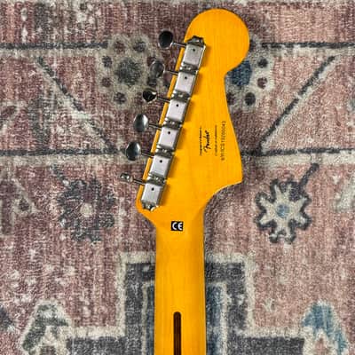 2019 Squier Classic Vibe ‘60s Jazzmaster Left Handed Olympic White Offset Electric Guitar W/ Fender Gigbag! image 12