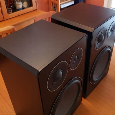 Braun LS100 Vintage 3-Way Bookshelf Speakers - Rare and Special German Sound - Very Fine Condition! image 4