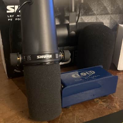 Shure SM7B w/ Cloudlifter CL-1 Mic Activator (Excellent Condition) image 3