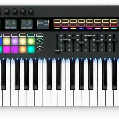 Novation 61 SL MKIII MIDI Controller 2025 - Black