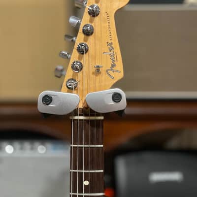 Fender American Professional Stratocaster with Rosewood Fretboard 2017 - 2019 - Candy Apple Red image 5