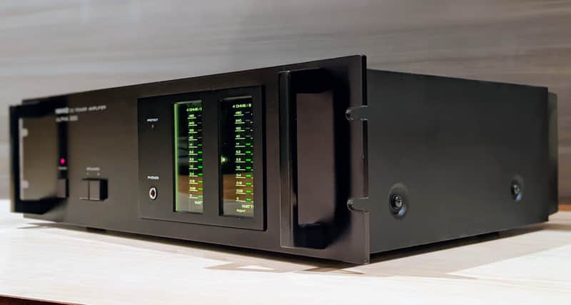 Nikko Alpha 220 Power Amplifier / Fully restored / Re-Capped