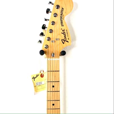 Fender MIJ LTD International Color Stratocaster - Monaco Yellow image 6