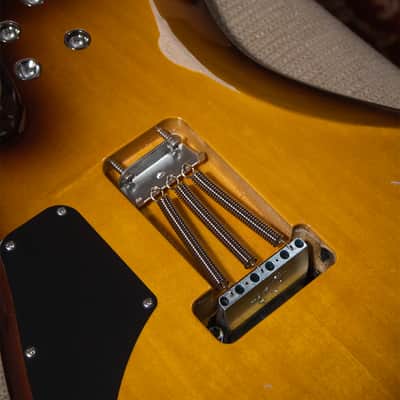 Suhr Modern Antique 2 Tone Tobacco Burst Guitar - GG Spec image 11