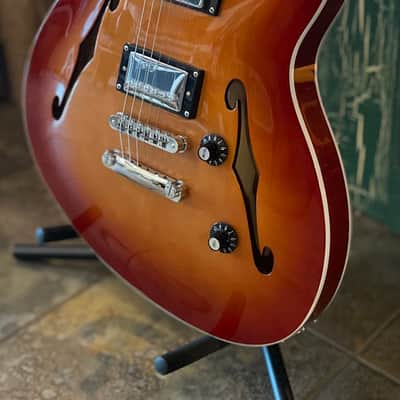 Squier Affinity Starcaster Deluxe HH Semi-Hollow Electric Guitar Sienna Sunburst image 6
