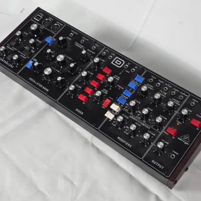 Behringer Model D Analog Desktop Synthesizer - 3-Oscillator Monophonic Synth image 2