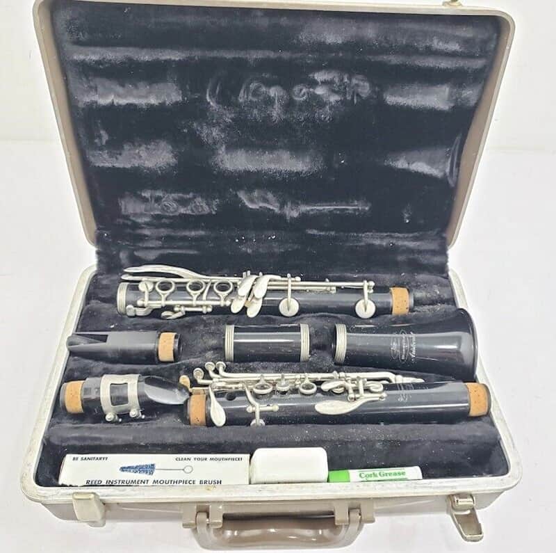 Buescher Aristocrat Clarinet, Made In USA, With Case, Acceptable condition image 1