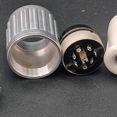 Tuchel connector for Neumann M49, M50, EMT 240 female image 5