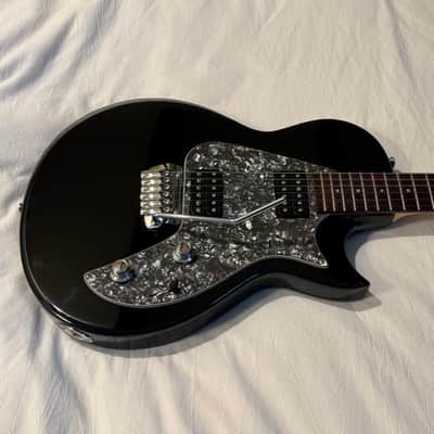 2010 Taylor SB1 Classic HH Tremolo Electric Guitar - Made in USA - Black - Free Pro Setup image 2