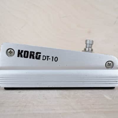 Korg DT-10 Chromatic Pedal Tuner Silver image 5