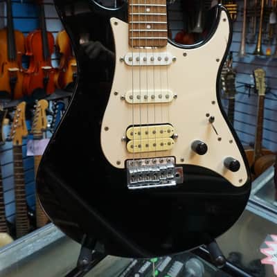 Yamaha EG112C Electric Guitar image 2