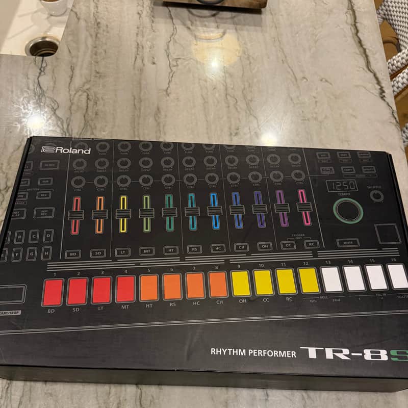 Roland TR-8S AIRA Rhythm Performer with Deck Saver 2018 - Present - Black image 1