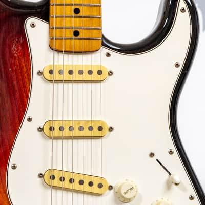 Daion Performer Series 500YB - Yellow Sunburst - Stratocaster image 3