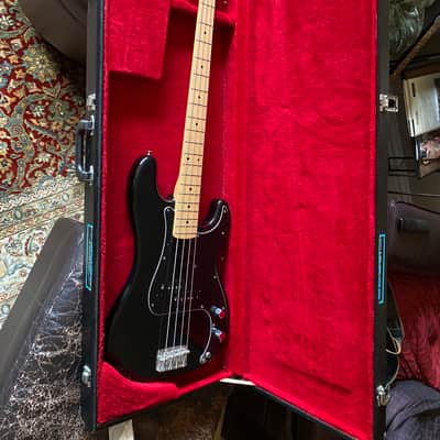 Fender Precision 1984-1987 - Black image 6