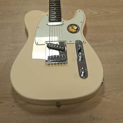 Sire Larry Carlton T3 VWH image 4