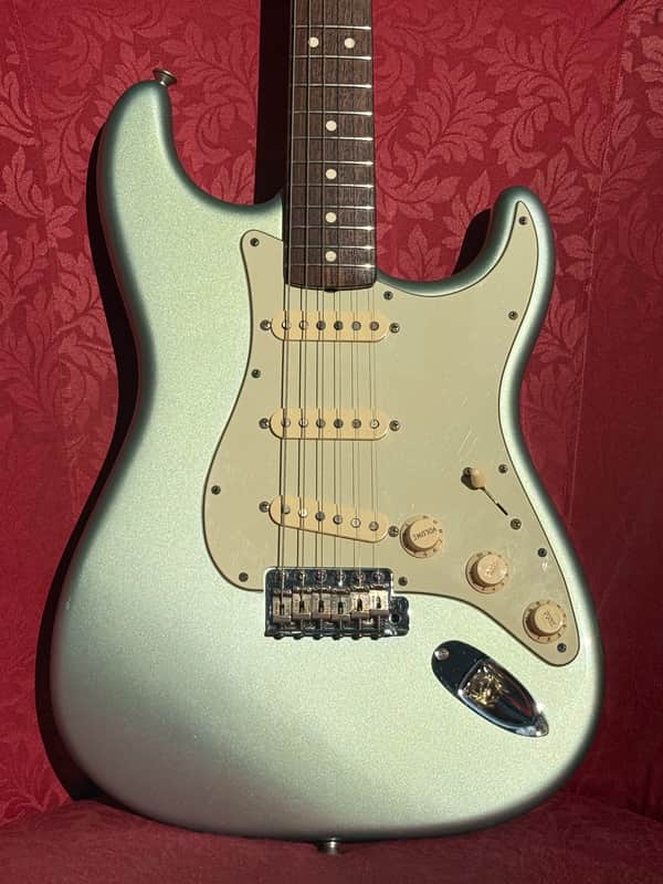 Fender American Vintage '62 Stratocaster 1989 - 1996 Ocean Turquoise image 1