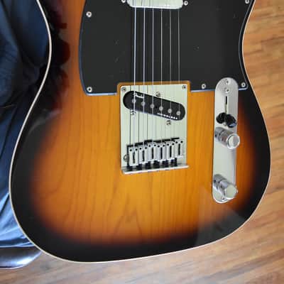Fender American Ultra Luxe Telecaster, 2024, OHSC & paperwork, Great condition image 9
