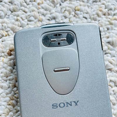 Sony WM-EX1 Walkman Cassette Player, Awesome Silver ! Working ! image 6