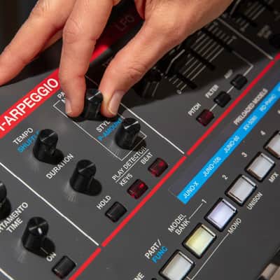 B Stock Roland JUNO-X 61-key Programmable Polyphonic Synthesizer image 8