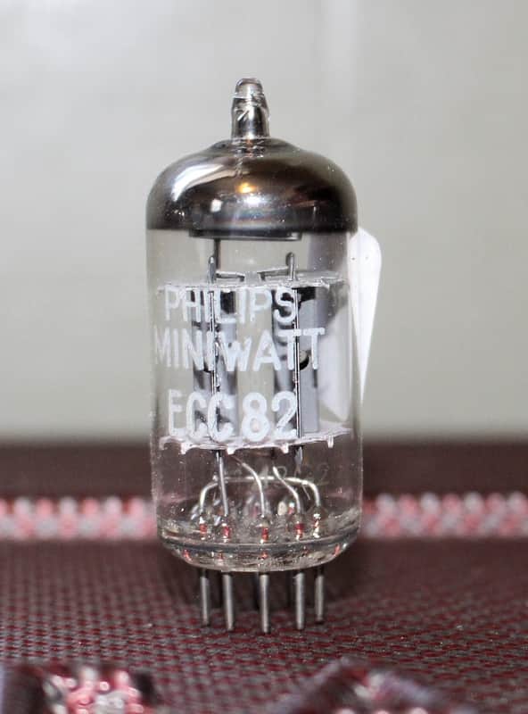 AMPEREX 12AU7 HOLLAND ECC82 GF2 BUGLE BOY ERA SHORT PLATE HALO GETTER TIGHT BALANCE TEST NOS VINTAGE 1963 FOR PHILIPS MINIWATT image 1