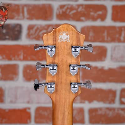 B.C. Rich Limited Edition 40th Anniversary Seagull Deluxe #17 of 40 Natural 2009 w/OHSC image 10