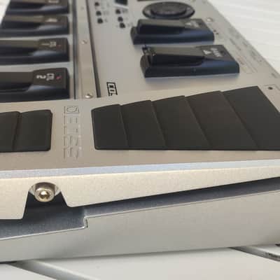 Boss GT-10 Guitar Effects Processor 2008 - 2012 - Silver image 4