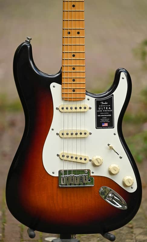 Fender American Ultra Luxe Vintage '50s Stratocaster - 3-Color Sunburst image 1