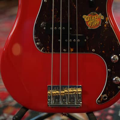 Squier Classic Vibe Precision Bass Fiesta Red image 4