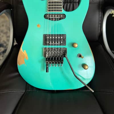 Jackson Custom Shop Music Zoo Exclusive SL2V Aged Nitro Sea Foam Green image 3