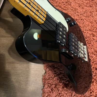 Fender Pawn Shop Series Reverse Jaguar Bass - Black image 6