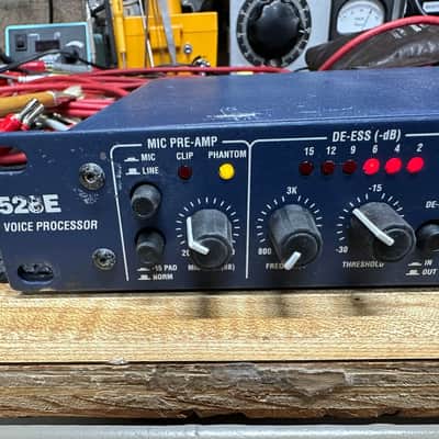 Symetrix 528E Channel Strip Mic Pre Parametric EQ Comp image 2