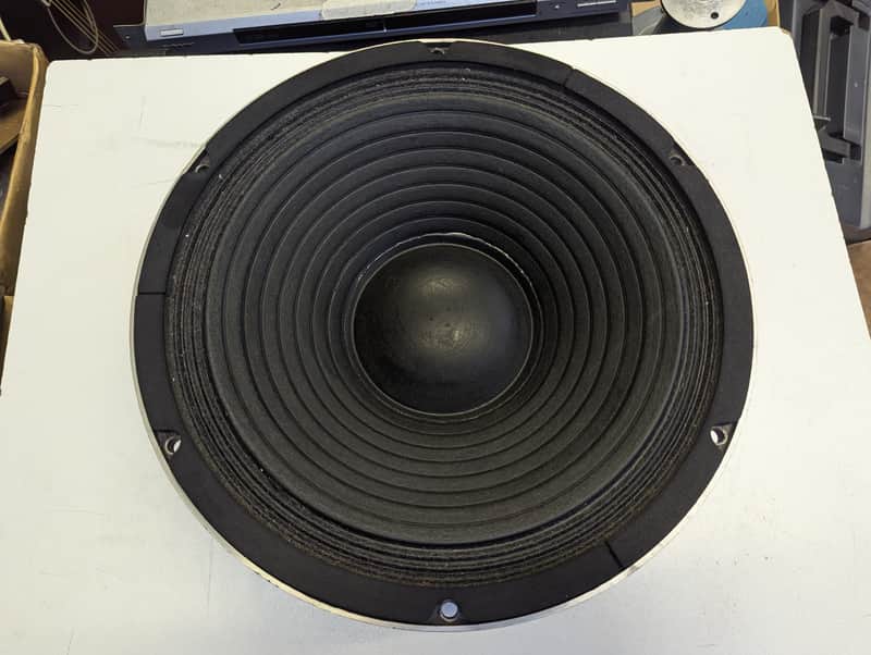 Super Clean! Meyer Sound 12 1/2