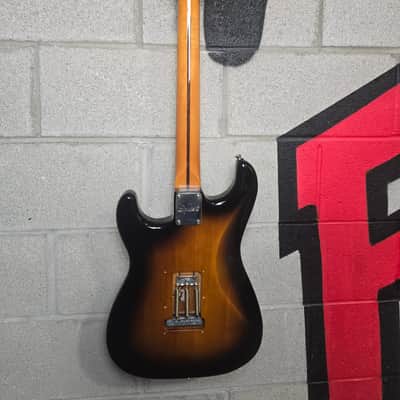 Squier Classic Vibe Stratocaster '50s 2009 - 2018 - 2-Color Sunburst image 10