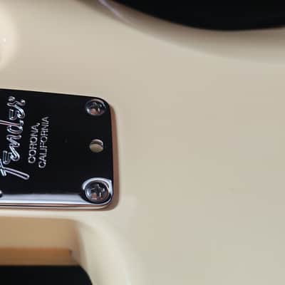 2010 Fender American Standard Stratocaster with Rosewood Fretboard 2010 Olympic White image 6