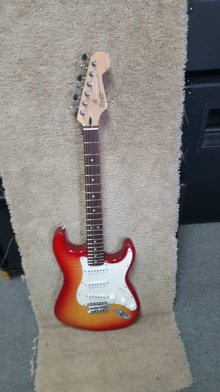 Squier Vintage Modified Stratocaster Duncan Designed Pickups! | Reverb