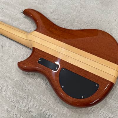 Alembic Essence 2004 - Natural image 6