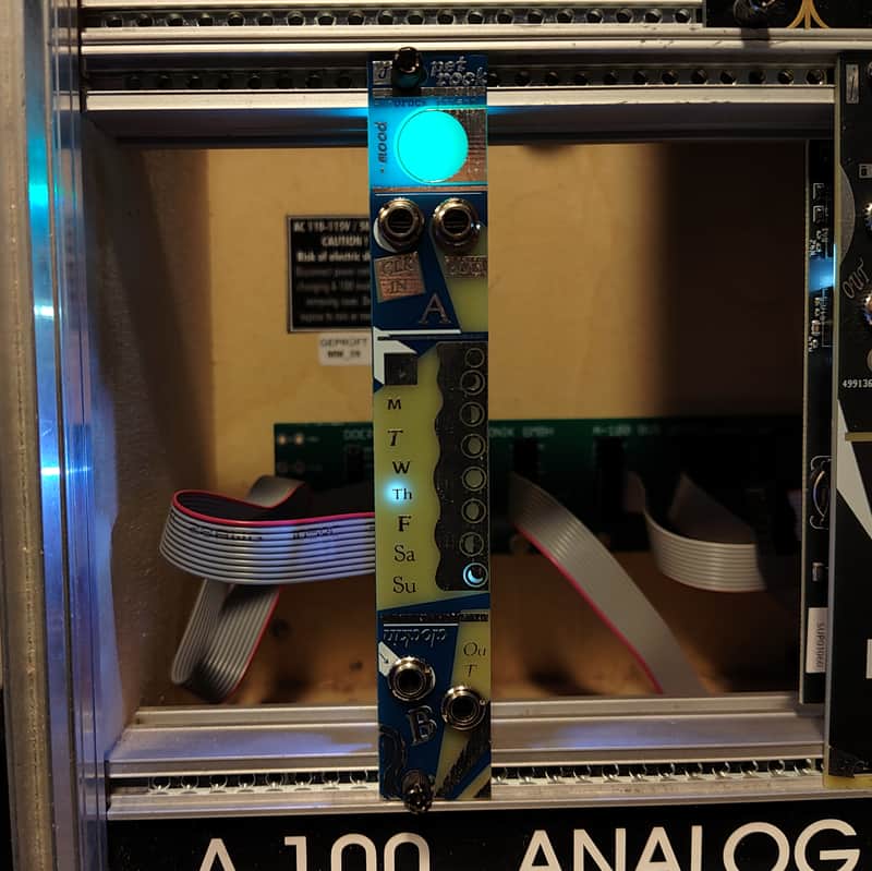 Jonah Senzel Pet rock