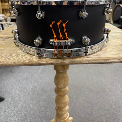 Pearl DC1465S/C Dennis Chambers 14x6.5" Signature Snare Drum 2023 - Present - Matte Black with Chrome Hardware image 4