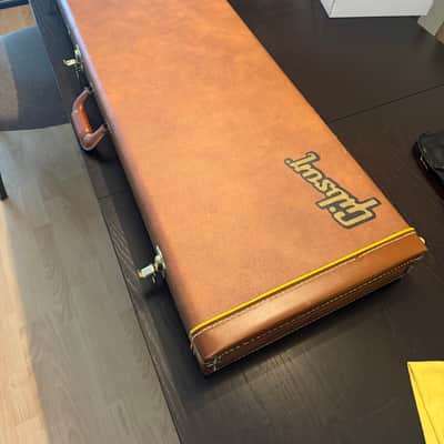 Gibson Thunderbird 2018 - Vintage Sunburst image 14