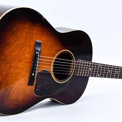 Gibson LG2 Banner Hogtop Sunburst 1944 image 12